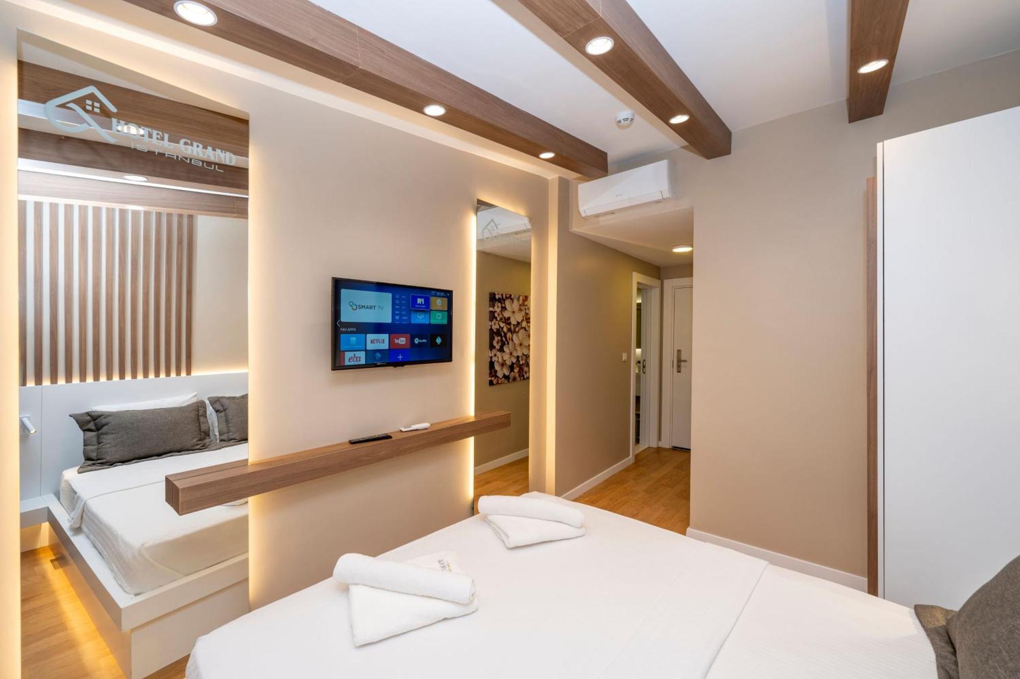 Hotel Grand Istanbul Bagian luar foto