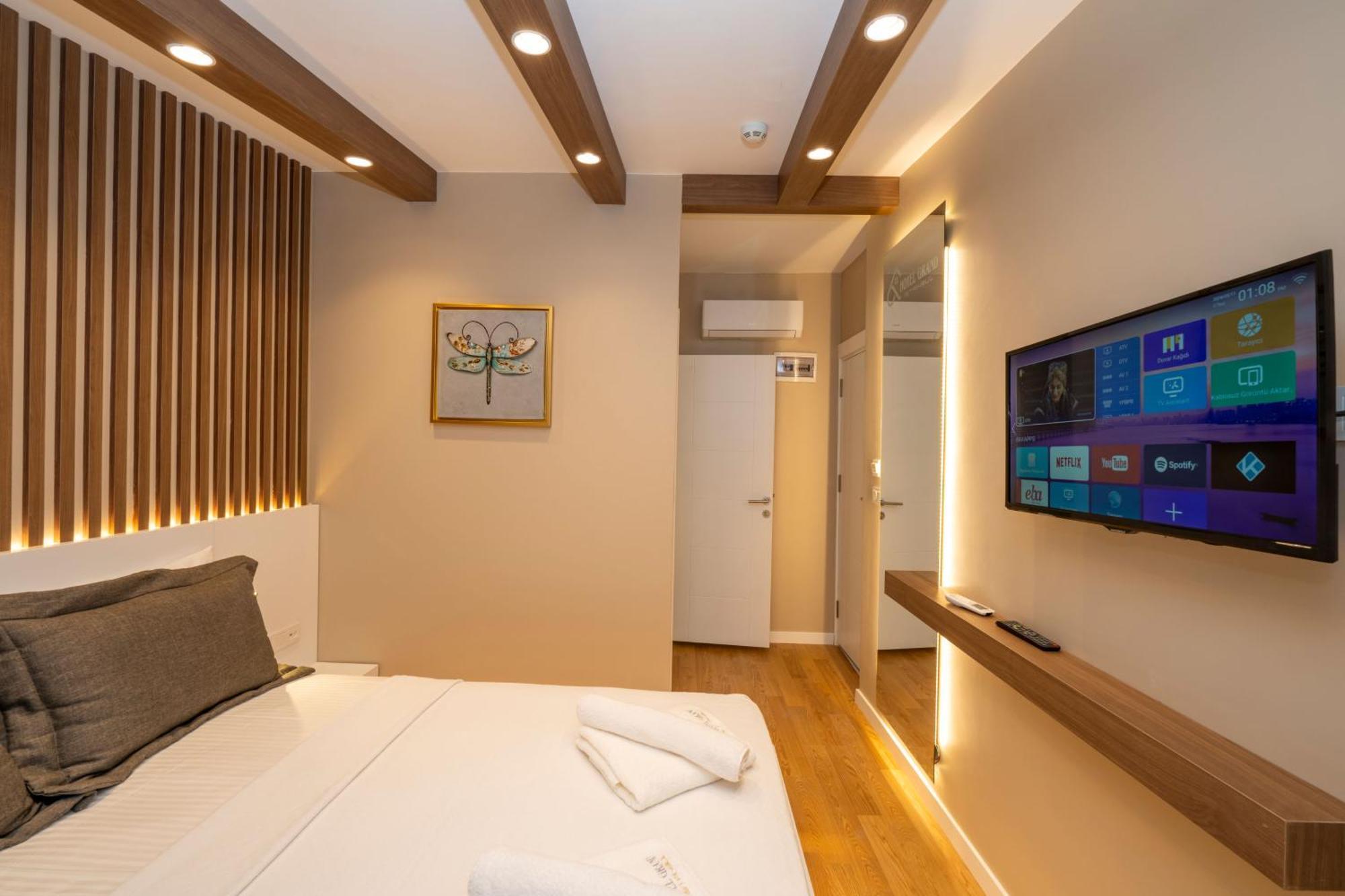 Hotel Grand Istanbul Bagian luar foto
