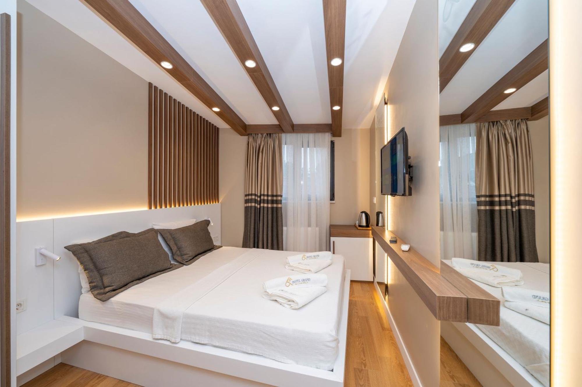 Hotel Grand Istanbul Bagian luar foto